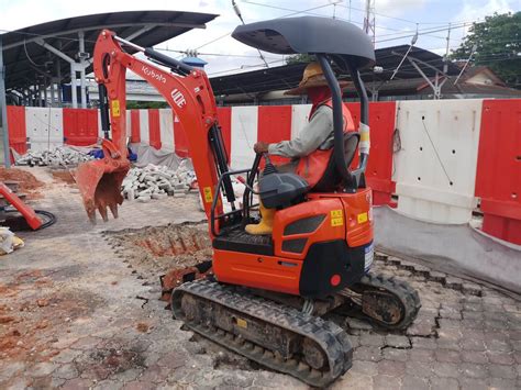 mini excavators in selangor